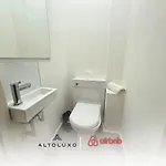 Апартаменти Modern & Cozy Single Single - Shared House In By Altoluxo Short Lets & Serviced With Free Wifi And Parking Бристоль
