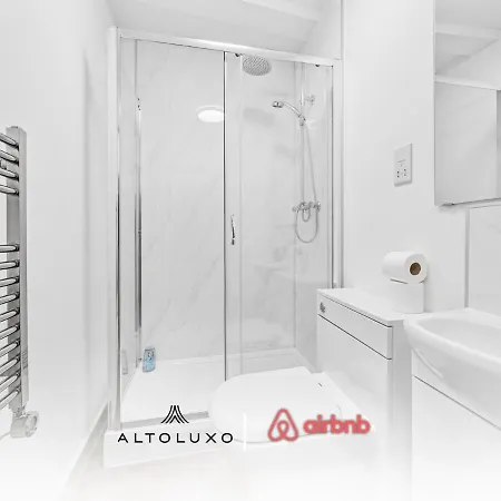 4|modern & Cozy 1bd Single On Church Road アパート