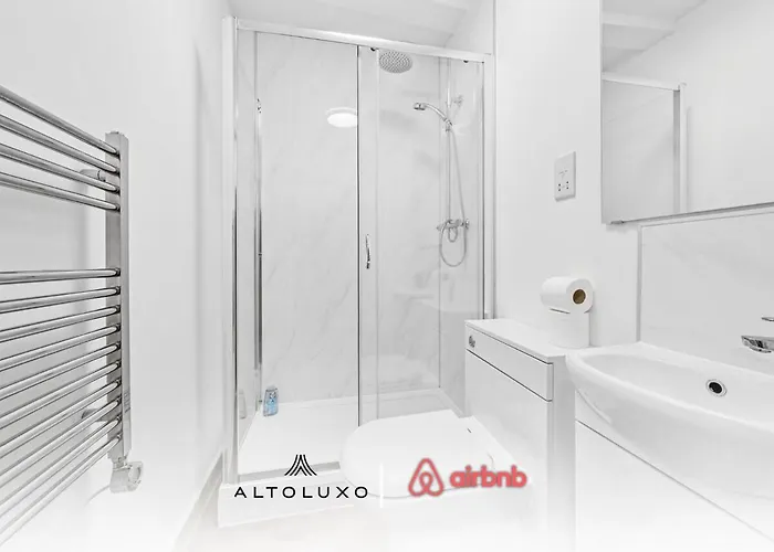 Modern & Cozy Single Single - Shared House In By Altoluxo Short Lets & Serviced With Free Wifi And Parking Apartmán