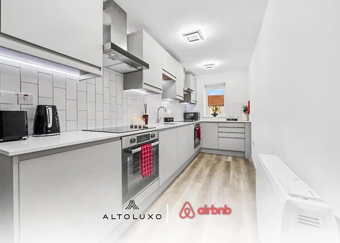 Modern & Cozy Single Single - Shared House In By Altoluxo Short Lets & Serviced With Free Wifi And Parking