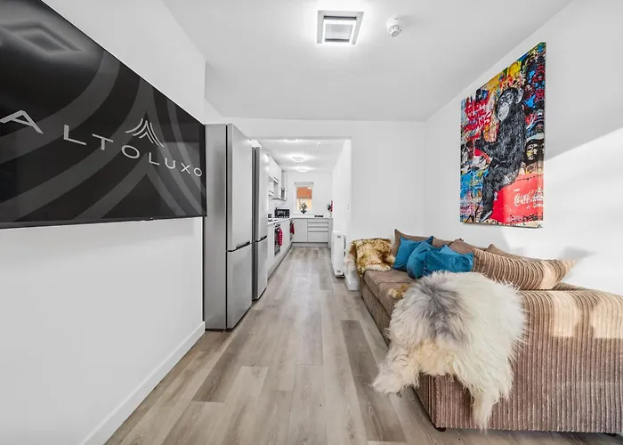 Modern & Cozy Single Single - Shared House In By Altoluxo Short Lets & Serviced With Free Wifi And Parking Apartman Bristol