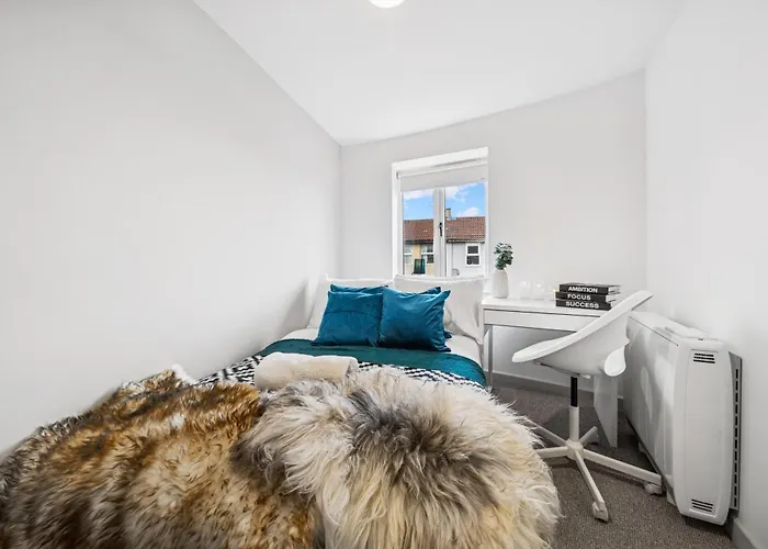 Apartmán Modern & Cozy Single Single - Shared House In By Altoluxo Short Lets & Serviced With Free Wifi And Parking