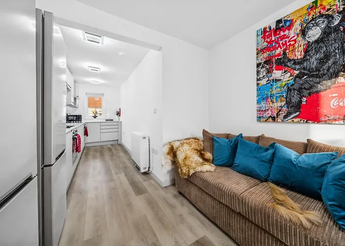 Modern & Cozy Single Single - Shared House In By Altoluxo Short Lets & Serviced With Free Wifi And Parking アパート